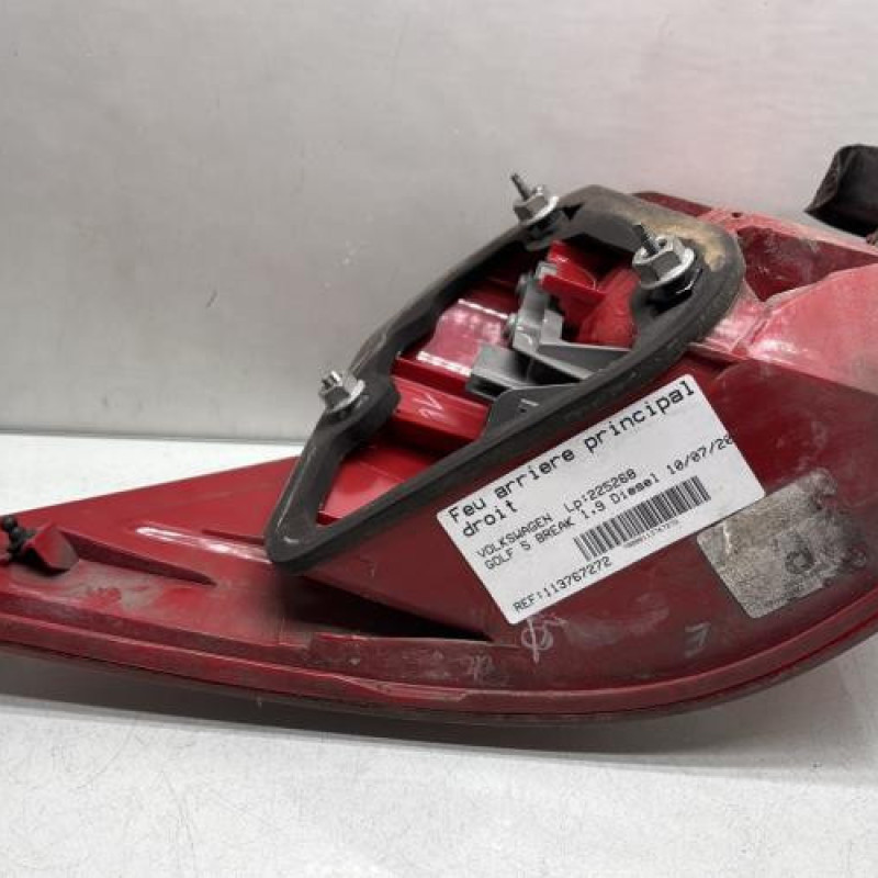 Feu arriere principal droit (feux) VOLKSWAGEN GOLF 5 Photo n°4