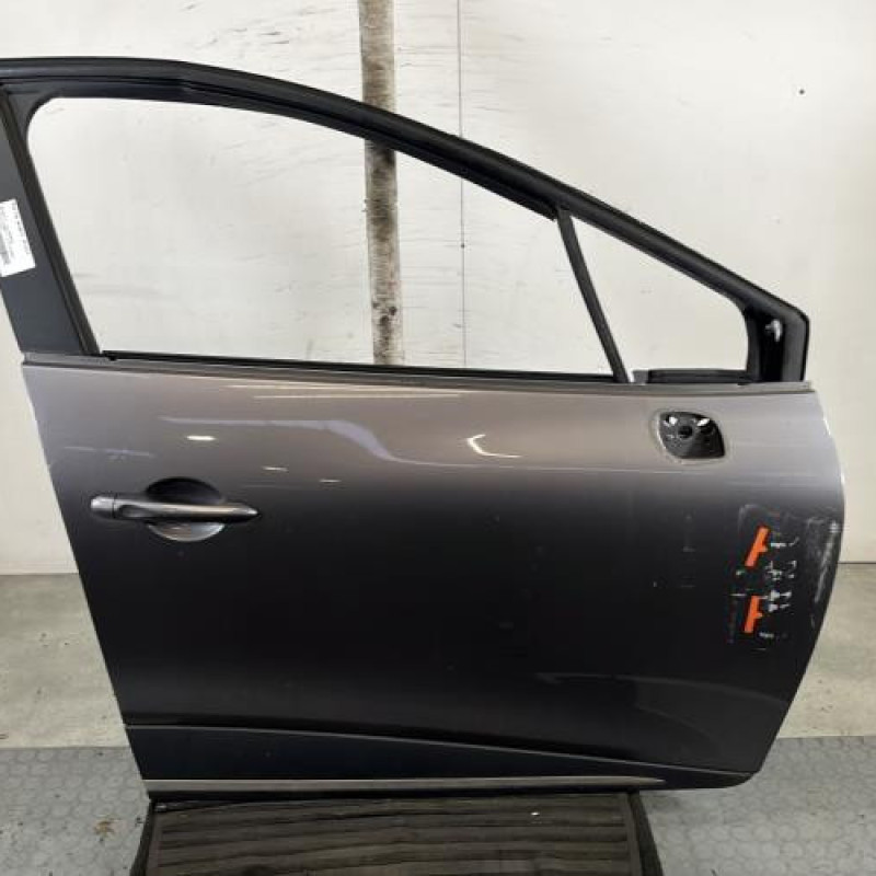 Porte avant droit RENAULT CLIO 4 Photo n°1