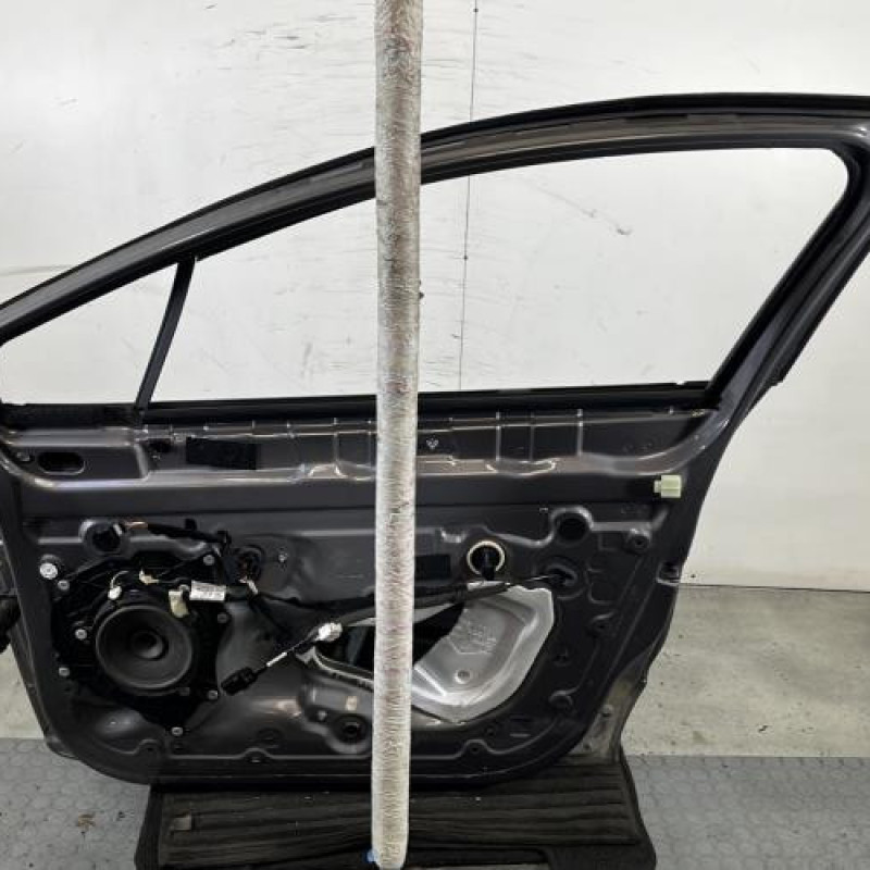 Porte avant droit RENAULT CLIO 4 Photo n°7