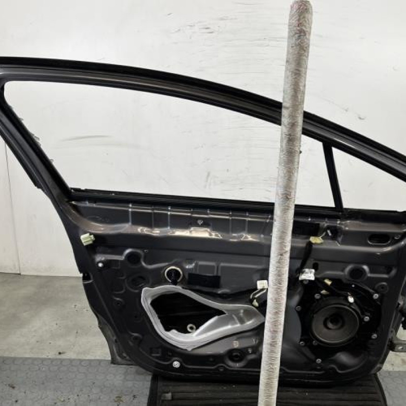 Porte avant gauche RENAULT CLIO 4 Photo n°4