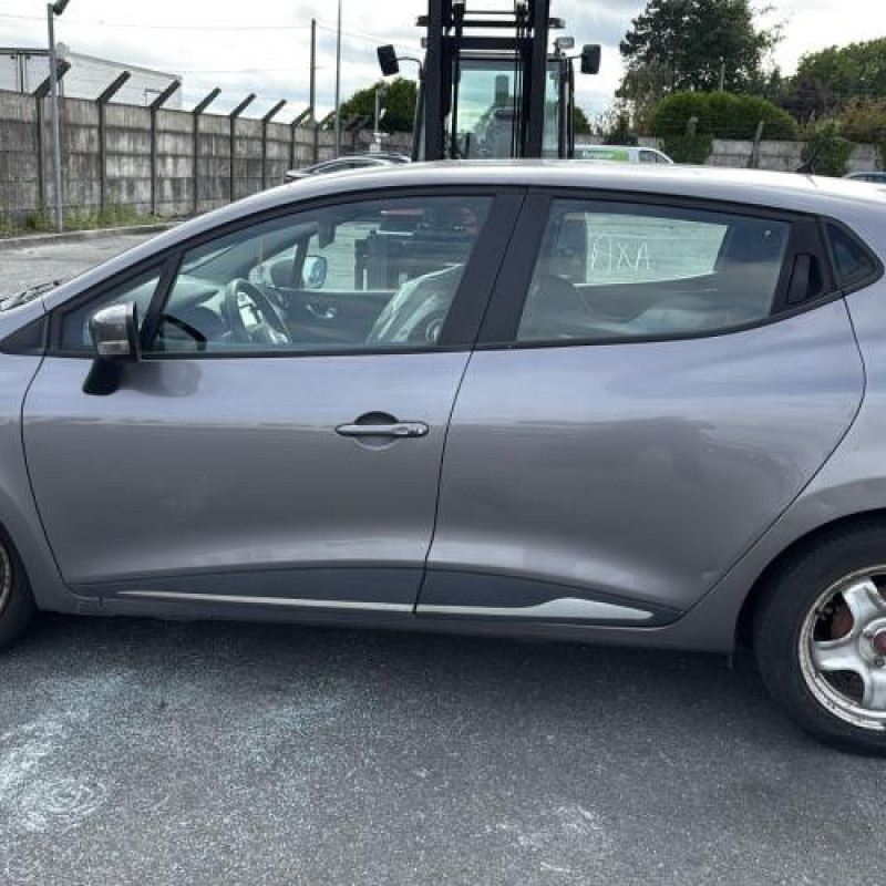 Traverse superieure RENAULT CLIO 4 Photo n°11