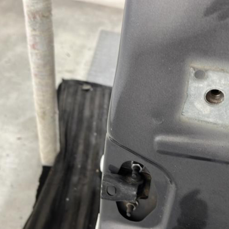 Porte arriere gauche PEUGEOT 2008 1 Photo n°4