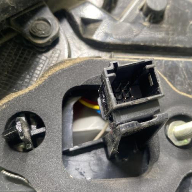 Feu arriere principal gauche (feux) PEUGEOT 308 2 Photo n°3