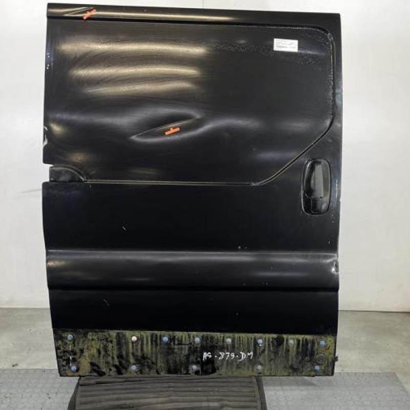 Porte laterale droit RENAULT TRAFIC 2 Photo n°1