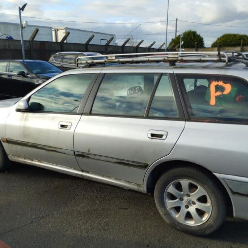 Porte avant droit PEUGEOT 406 Photo n°13