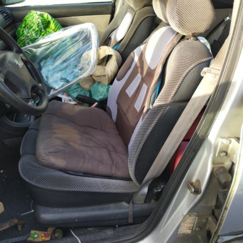 Porte avant droit PEUGEOT 406 Photo n°18