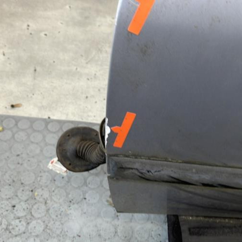 Porte avant gauche PEUGEOT 406 Photo n°4