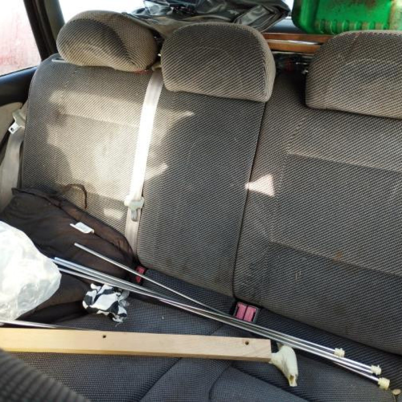 Porte avant gauche PEUGEOT 406 Photo n°19