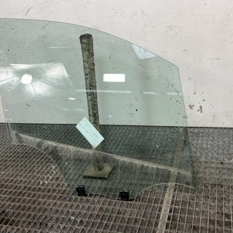 Vitre avant droit CITROEN C3 3 Photo n°2