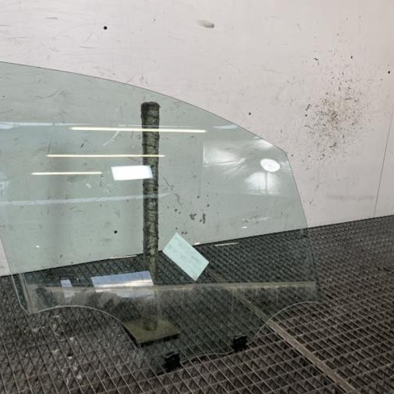 Vitre avant droit CITROEN C3 3 Photo n°3