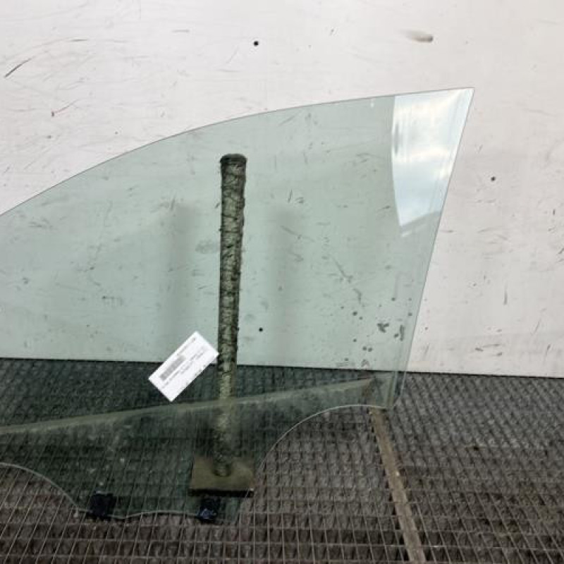 Vitre avant droit CITROEN C3 3 Photo n°4