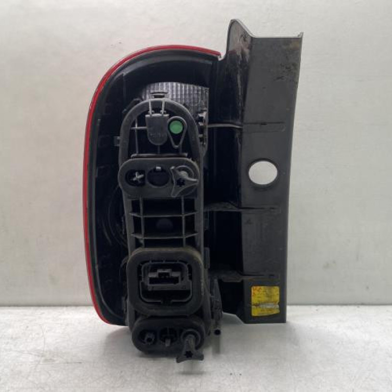 Feu arriere principal droit (feux) DACIA DUSTER 1 Photo n°2