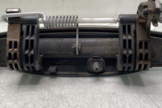 Poignee porte avant droit DACIA DUSTER 1