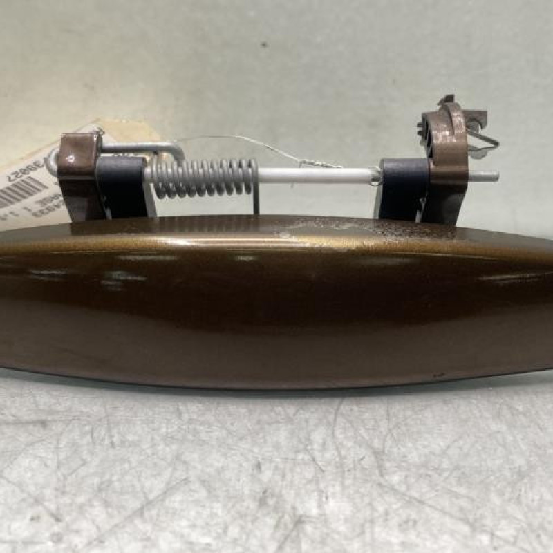 Poignee porte avant gauche DACIA DUSTER 1 Photo n°1