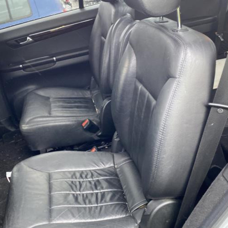 Pompe de direction MERCEDES CLASSE R 251 Photo n°19