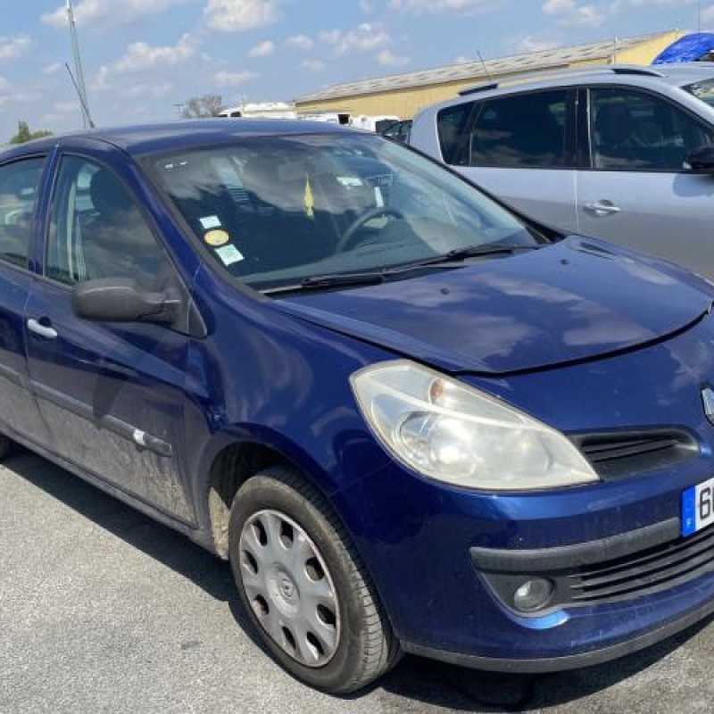 Feu arriere principal droit (feux) RENAULT CLIO 3 Photo n°16