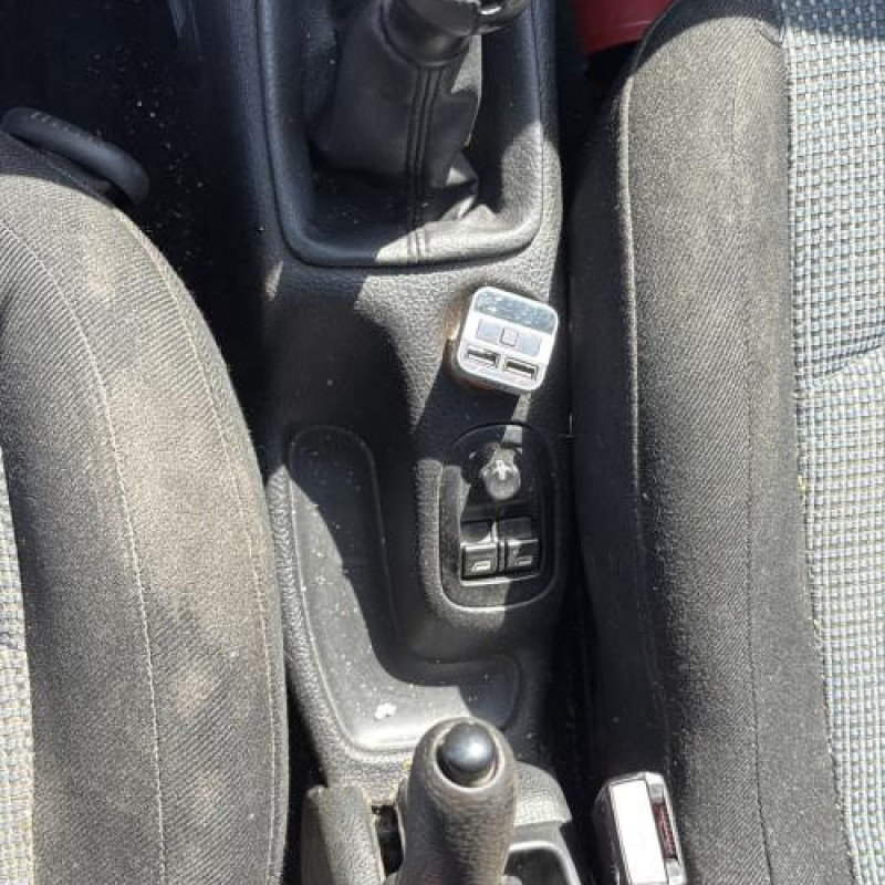 Air bag conducteur PEUGEOT 206 Photo n°20