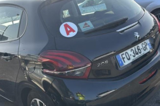 Air bag conducteur PEUGEOT 208 1