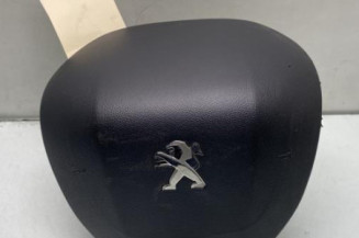 Air bag conducteur PEUGEOT 208 1 Photo n°1