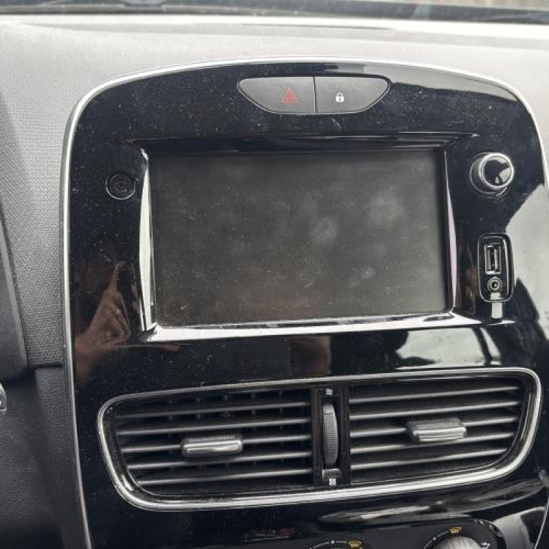 Air bag conducteur RENAULT CLIO 4 Photo n°20