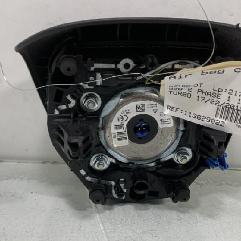 Air bag conducteur PEUGEOT 308 2 Photo n°3