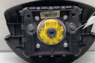 Air bag conducteur DACIA SANDERO 1