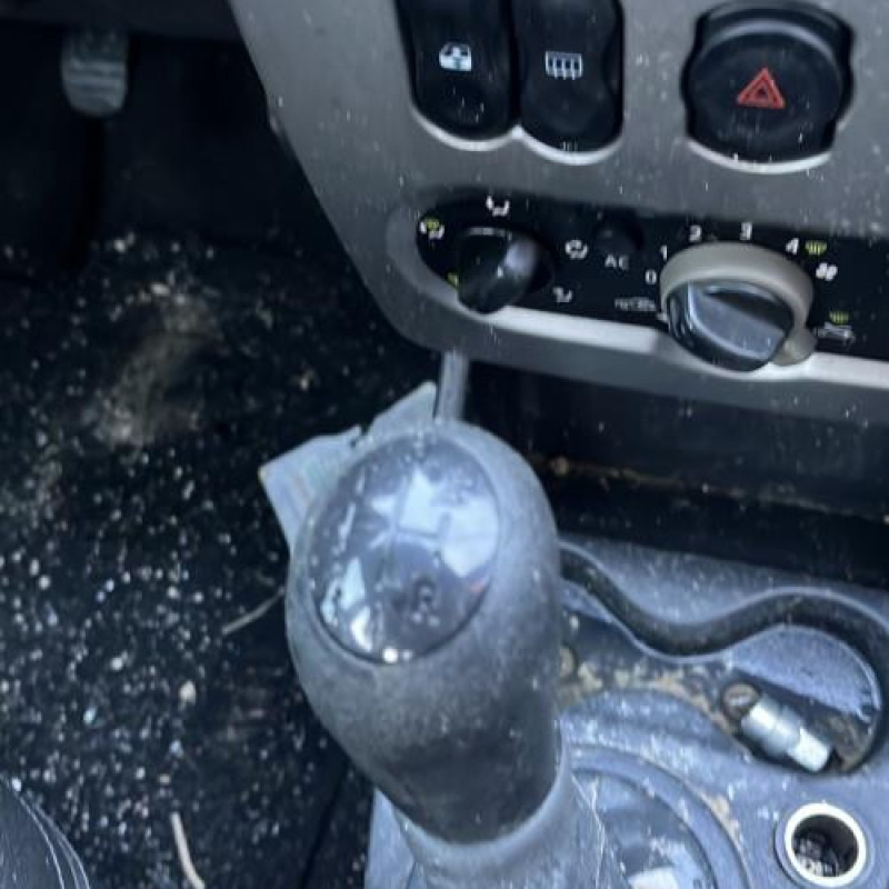 Air bag conducteur DACIA SANDERO 1 Photo n°11