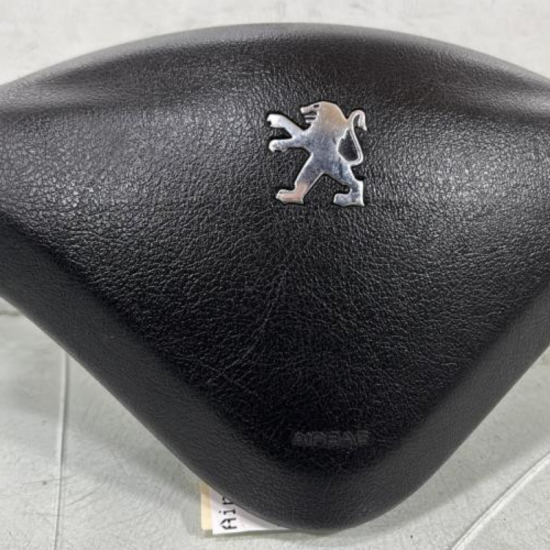 Air bag conducteur PEUGEOT 206+ Photo n°1