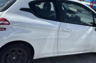 Air bag conducteur PEUGEOT 208 1