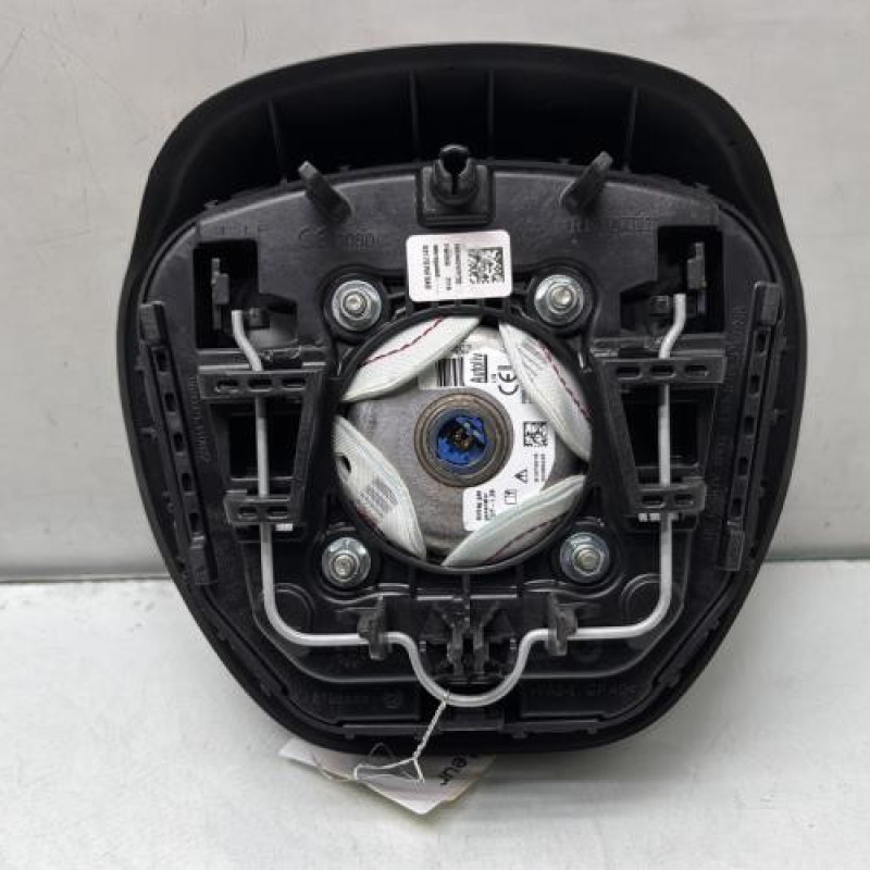 Air bag conducteur RENAULT CLIO 4 Photo n°2