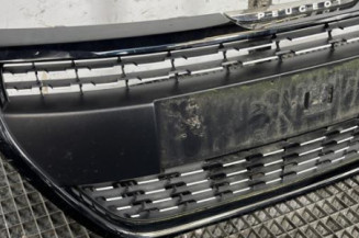 Calandre PEUGEOT 208 1