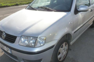 Face avant VOLKSWAGEN POLO 3 Photo n°1