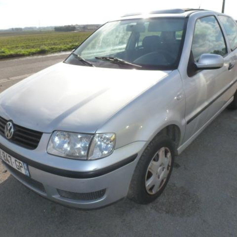 Face avant VOLKSWAGEN POLO 3 Photo n°1