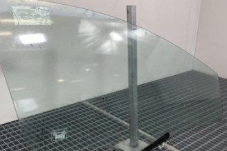 Vitre avant droit HONDA CIVIC 8