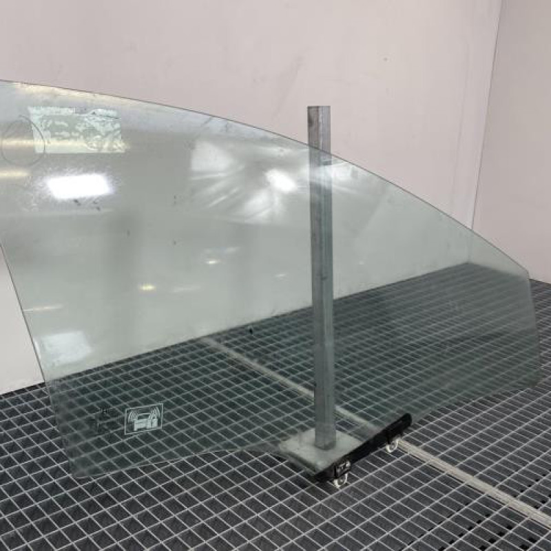 Vitre avant droit HONDA CIVIC 8 Photo n°3