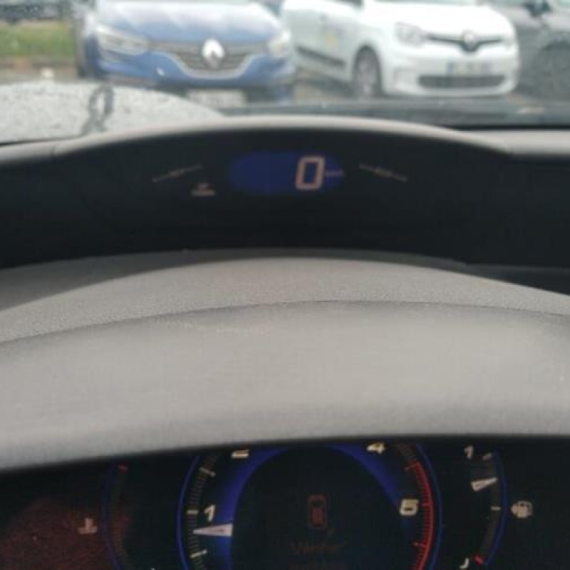 Vitre avant droit HONDA CIVIC 8 Photo n°16