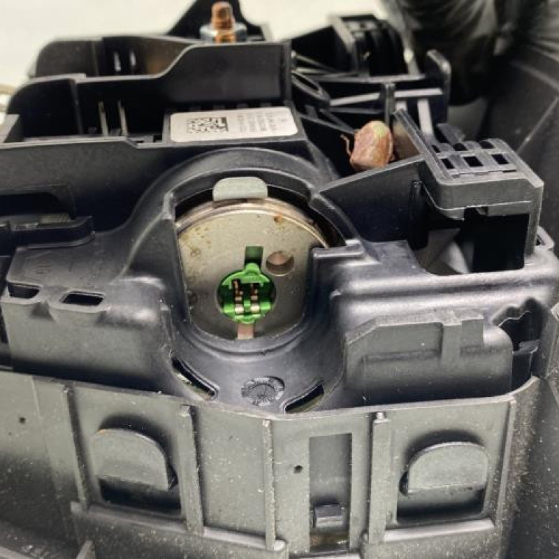 Air bag conducteur RENAULT SCENIC 3 Photo n°4