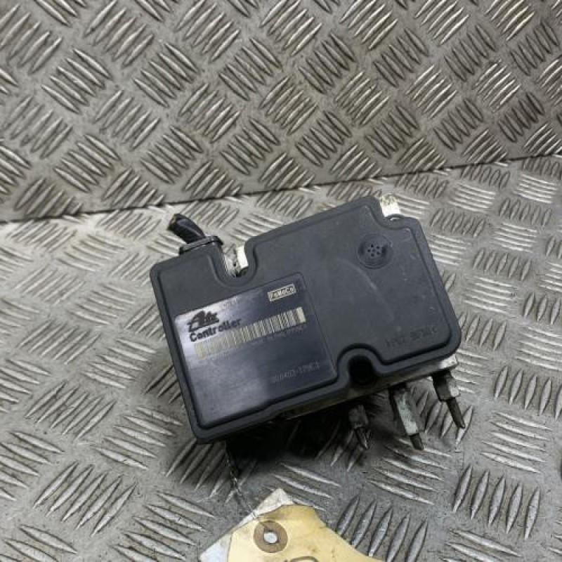 Bloc ABS (freins anti-blocage) MAZDA 2 2 Photo n°1