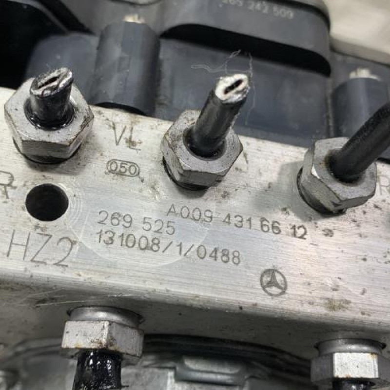 Bloc ABS (freins anti-blocage) MERCEDES CLASSE A 176 Photo n°3