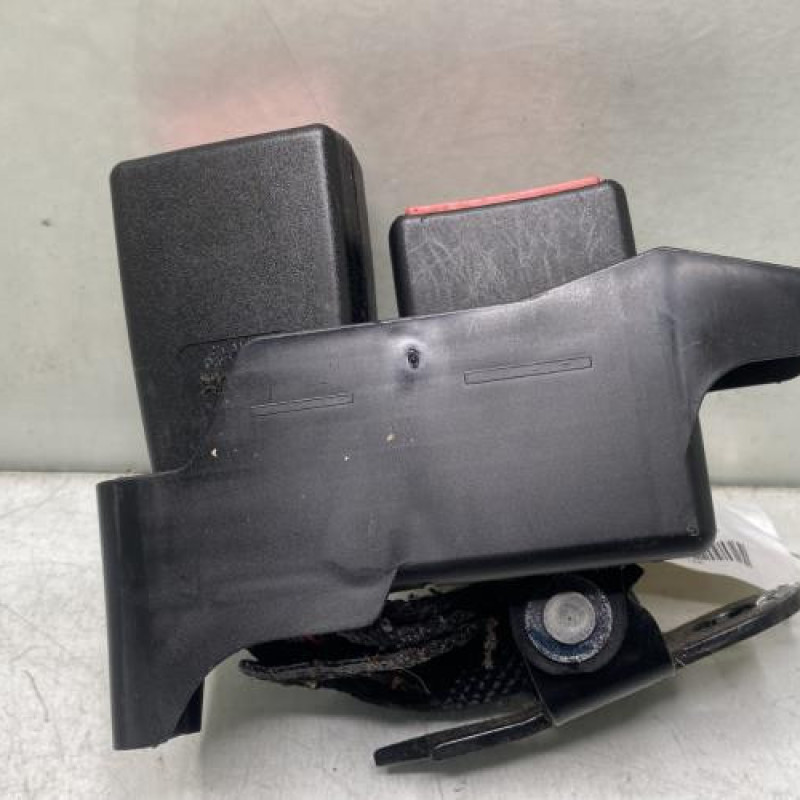 Attache ceinture arriere droit RENAULT CLIO 3 Photo n°2