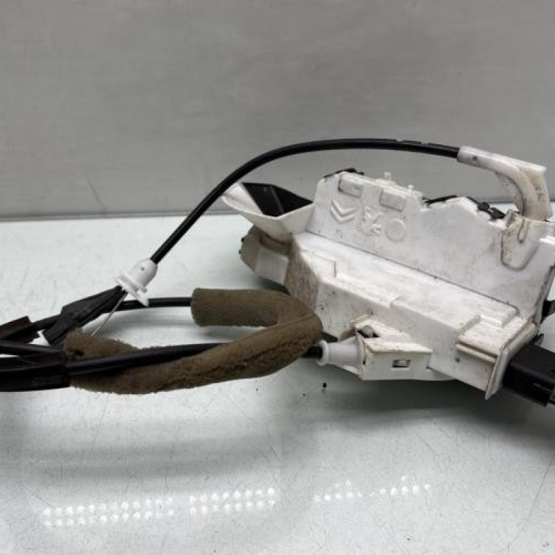 Serrure avant gauche PEUGEOT PARTNER 2 Photo n°2