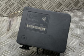 Bloc ABS (freins anti-blocage) VOLKSWAGEN POLO 4 Photo n°1