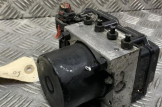 Bloc ABS (freins anti-blocage) VOLKSWAGEN POLO 4 Photo n°1