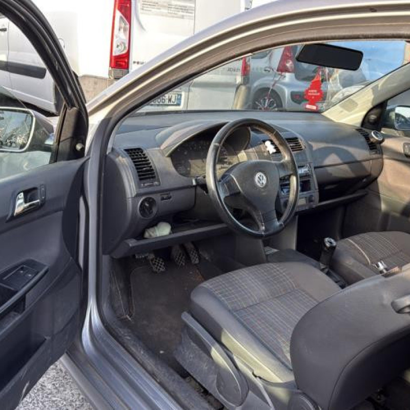 Bloc ABS (freins anti-blocage) VOLKSWAGEN POLO 4 Photo n°12