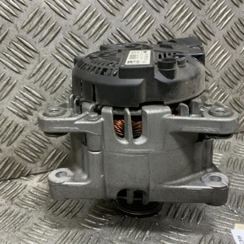 Alternateur PEUGEOT 2008 1 Photo n°1