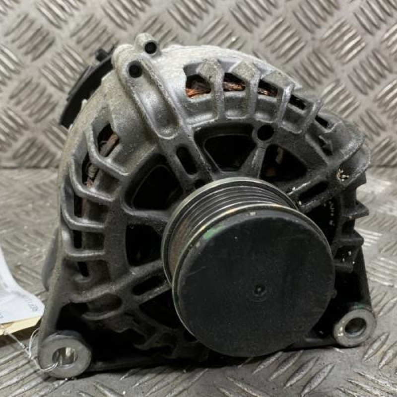 Alternateur PEUGEOT 2008 1 Photo n°3
