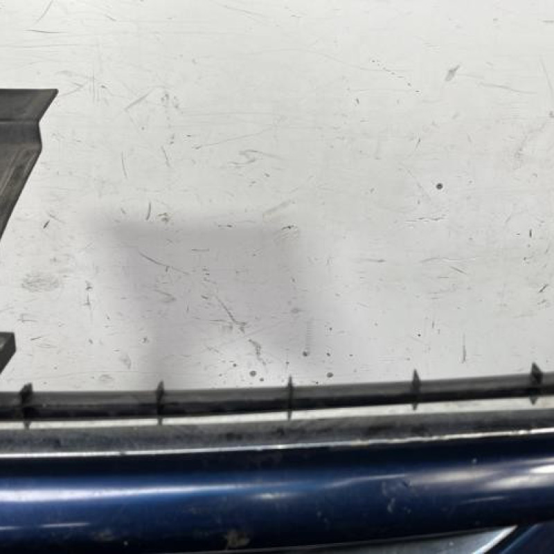 Pare choc avant PEUGEOT 607 Photo n°4