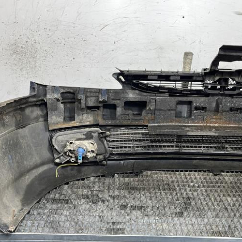 Pare choc avant PEUGEOT 607 Photo n°8