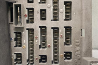 Porte fusible PEUGEOT 205