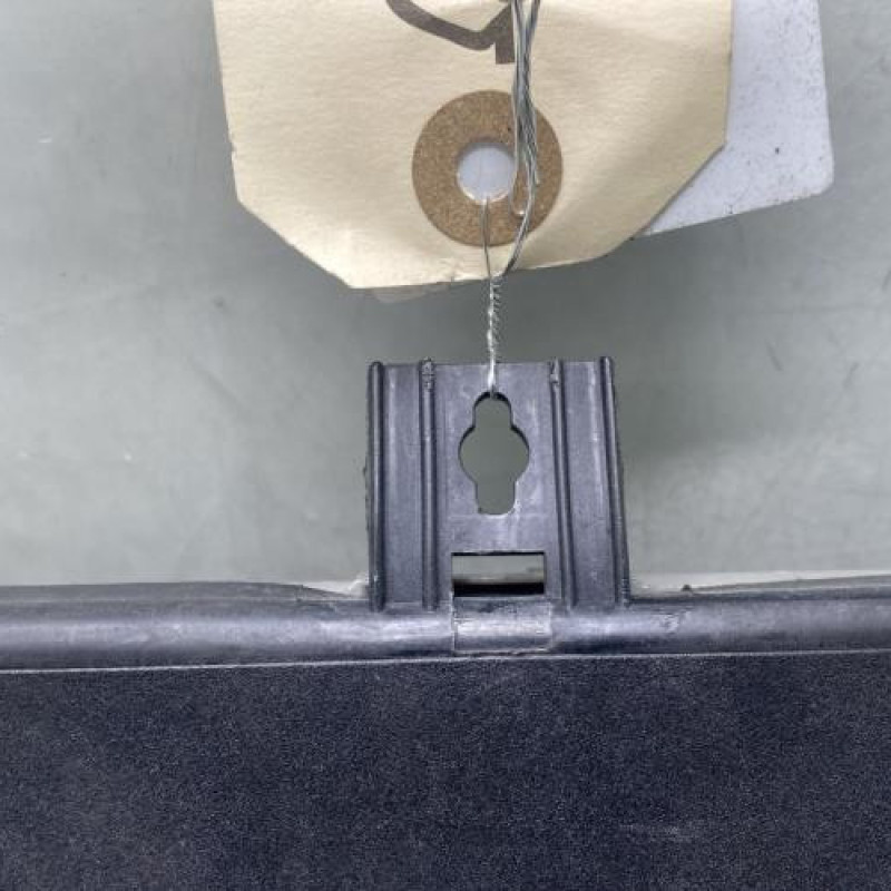 Porte fusible PEUGEOT 205 Photo n°5